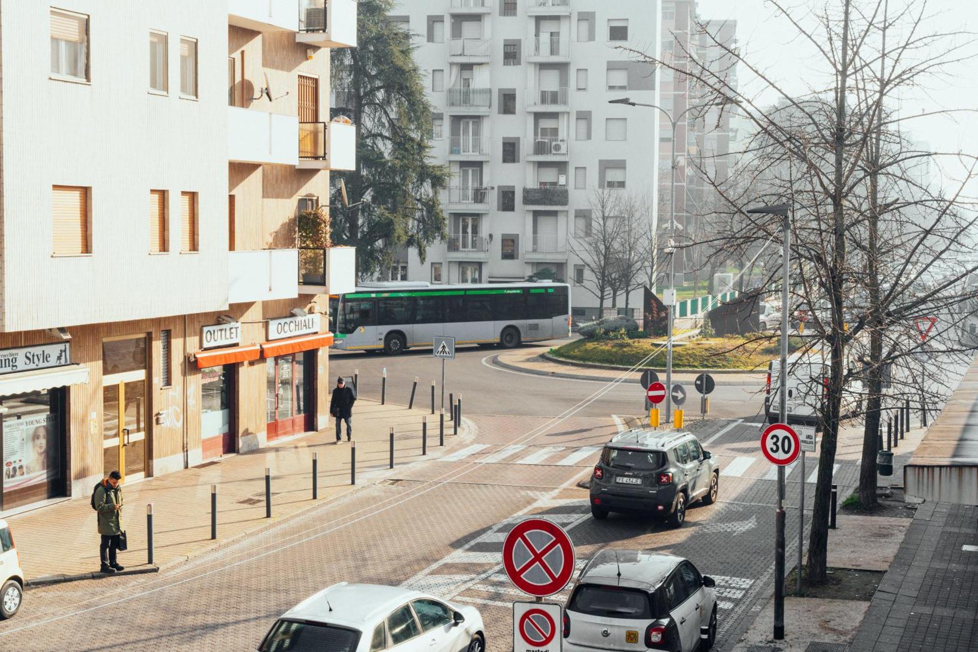 Appartamento Roberta House Rozzano Esterno foto