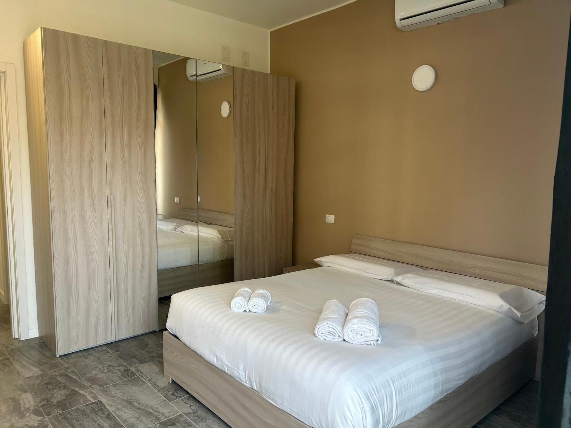 Appartamento Roberta House Rozzano Esterno foto