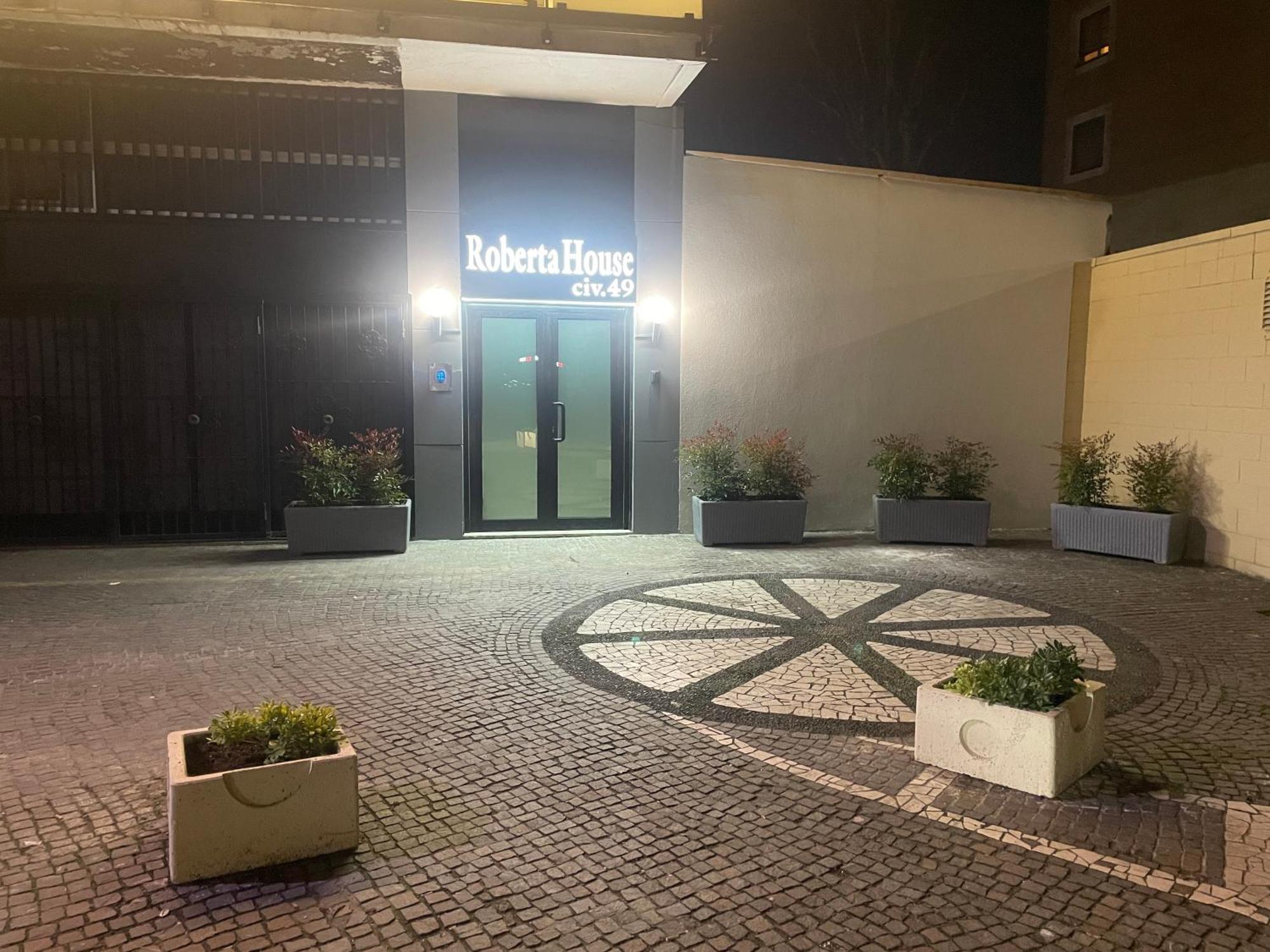 Appartamento Roberta House Rozzano Esterno foto