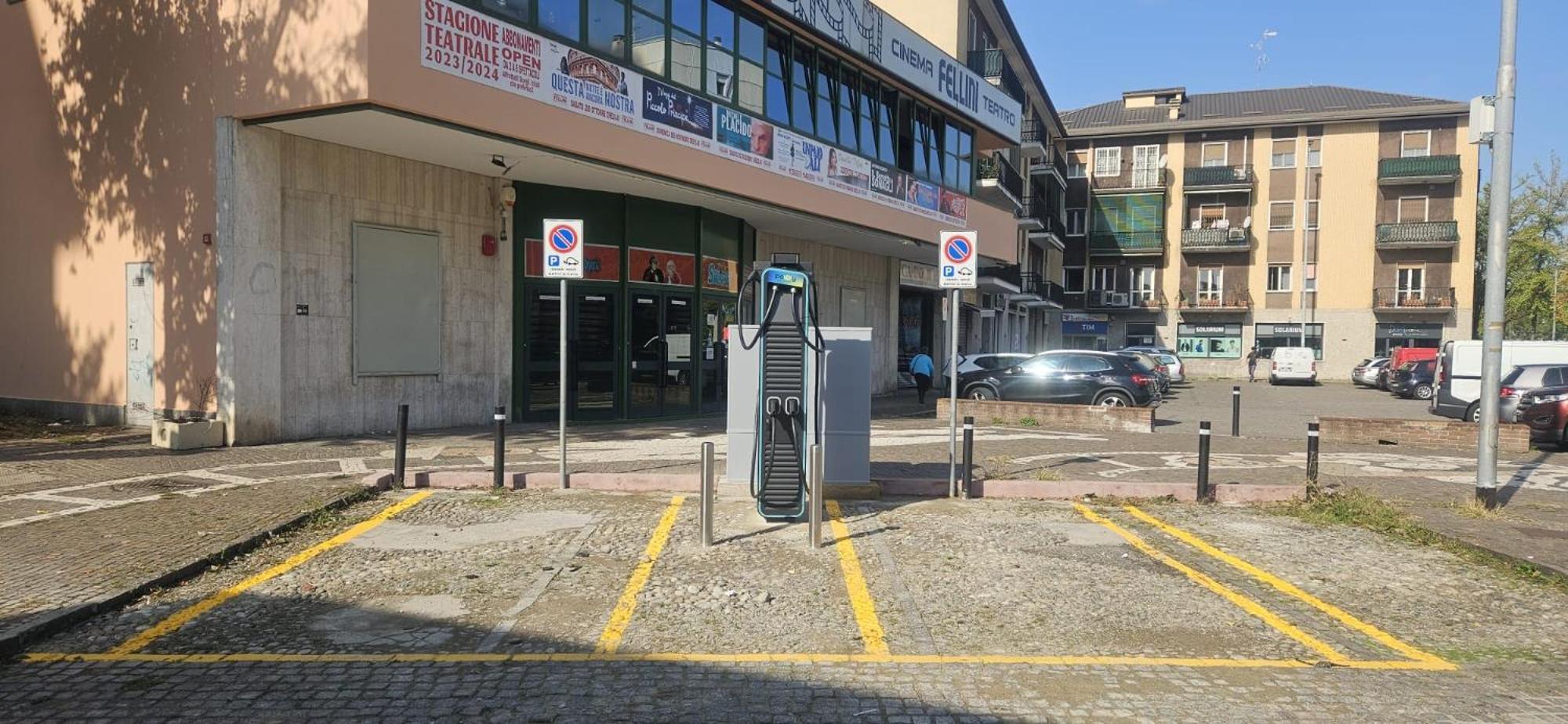 Appartamento Roberta House Rozzano Esterno foto